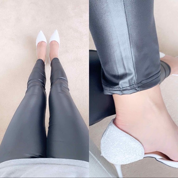 BLACK HIGH WAIST LEATHER LEGGINGS - Picture 3 of 5